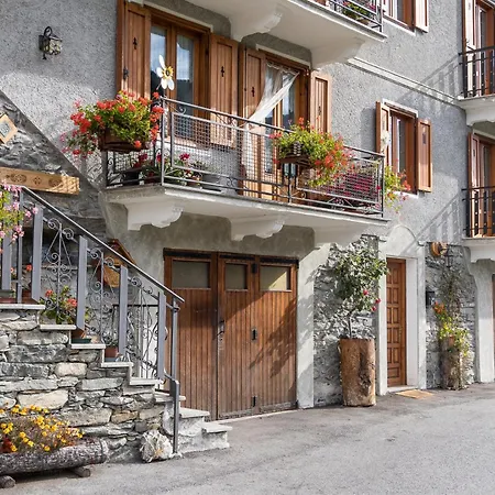 Maison Bertines I Διαμέρισμα Casteldelfino